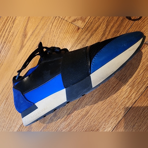 Authentic Balenciaga Scuba Sneakers - Picture 4 of 10